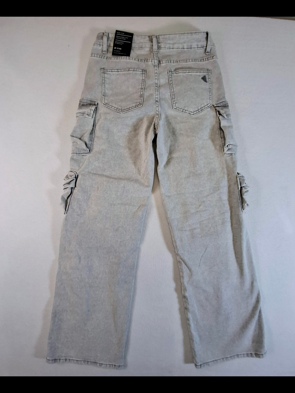 VIP Women’s Size 7 Gray Wide Leg Cargo Jeans - Picture 6 of 10